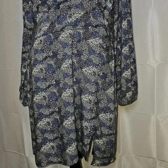 Abercrombie & Fitch multi colored midi floral dress with long sleeves - Picture 6 of 13